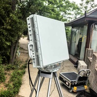 Radar de surveillance à basse altitude AESA 2D 15 km 360° °   Détection de drones pour les infrastructures critiques Facile à installer Pratique à transporter