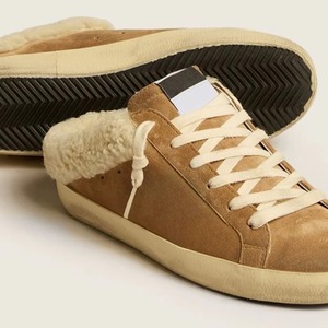 Vintage Star-Patched Furry Slip-On Sneakers <b>Closed</b> <b>Toe</b> Platform Fashion with Genuine Leather Upper Flat Feature Suede Materia - Product Image 3