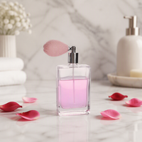 Flacon pulvérisateur de parfum en verre rectangulaire rechargeable de 100 ml avec atomiseur à pompe et bouchon à vis classique
