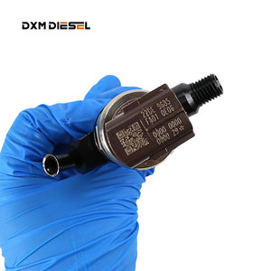 Nuovo iniettore carburante 095000-7761 per Toyo-<span class=keywords><strong>ta</strong></span> Hiace Hilux 2KD-FTV 2.5D 23670-30300 - Product Image 6