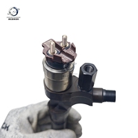 Nuevo Inyector de Combustible 295050-3240 para Camión Mezclador Sany Zoomlion con Base Hino