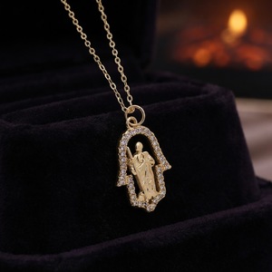 Collier Main de Fatima en Zircon Cubique <span class=keywords><strong>Micro</strong></span>-Pavé pour Anniversaire, Finition Longue Durée, Bijoux Catholiques en Gros - Product Image 1