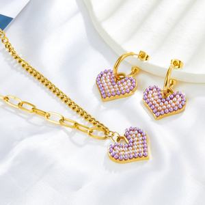 Nuevo Diseño 2022, Juego de Joyería de Collar y Aretes con Colgante de Perlas Coloridas en Forma de Corazón, Chapado en Oro de 18K de Alta Calidad sobre Acero Inoxidable - Product Image 3