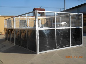 Abri en acier galvanisé stable pour chevaux à usage intensif pour ranch équestre - Product Image 4