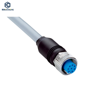 Câble de capteur industriel YF2A28-020VA6XLEAX avec connecteur femelle M12 8 broches coudé pour câblage sur site - Product Image 1