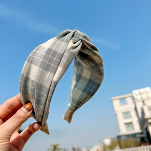 Wholesales Hair Ornaments Village Retro <strong>Tartan</strong> Grid Knotted Fabric <strong>Headband</strong> Flower Printed Head Loop Hair Band - Product Image 6