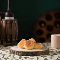 Plateau rond rustique en tranches de bois naturelles écologiques, idéal pour la présentation de plats et le bricolage, sans danger pour les aliments