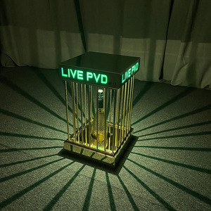 ชั้นวางไวน์ LED รูปทรงสี่เหลี่ยมแบบเคลือบทองคำ ใช้แบตเตอรี่ เหมาะสำหรับตกแต่งบาร์ปาร์ตี้ - Product Image 3