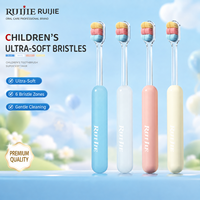 Brosse à dents pour enfants à poils ultra doux, manche ergonomique, emballage blister, marque privée OEM