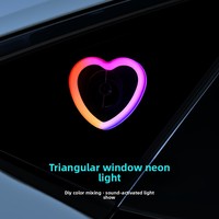 Lumière triangulaire en forme de cœur pour fenêtre de voiture, application à changement de couleur avec port USB 5V 2W