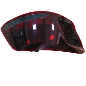 Molde de inyección de plástico para superficie de espejo de alta calidad para componentes de luz automotriz, Interior de automóvil - Product Image 4