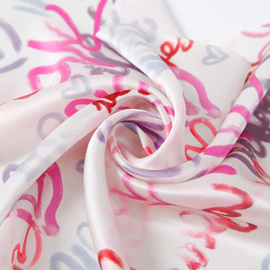 Thời trang mới lụa satin cao cấp chất liệu vải SHEEN mẫu thư in cho phụ nữ Ăn mặc - Product Image 1