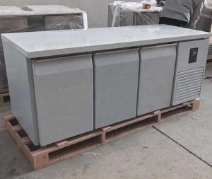 Cocina Banco refrigerador <span class=keywords><strong>y</strong></span> congelador de <span class=keywords><strong>mesa</strong></span> de trabajo de refrigerador comercial <span class=keywords><strong>con</strong></span> 3 puertas - Product Image 4