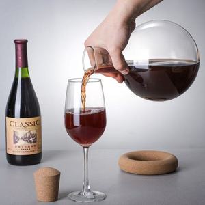 <span class=keywords><strong>Carafe</strong></span> à vin en verre borosilicate soufflé à la main, moderne et luxueuse, durable, avec bouchon et base, 1000 ml et 2000 ml - Product Image 2