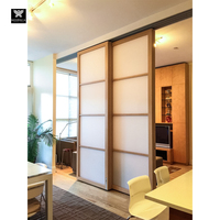 Porte coulissante en bois avec verre dépoli pour chambre, style Shoji, pour rénovation architecturale japonaise, design graphique pour maison et chambre à coucher