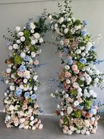 Ensemble de colonnes de fleurs artificielles rose et bleu de luxe, arrangement floral artificiel de haute qualité avec verdure suspendue pour arche de mariage