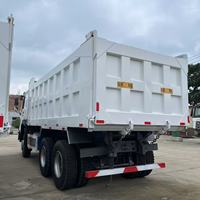HOWO LKW-Lader, weiß, Schwerlast-LKW mit Weichai-Motor, Modell 371, niedrige Betriebsstunden, Euro 5, Baujahr 2024, 6×4 Kipper