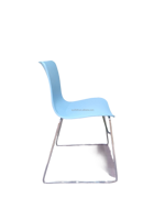 Chaises légères bleues pour appartement, étudiants, salle de formation, empilables, avec patins antidérapants