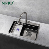 Évier de cuisine multifonctionnel intelligent Nisko 304 en acier inoxydable noir ou argenté, fait main, avec cascade intégrée