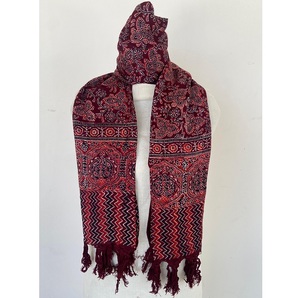 Étole à main Ryon douce à imprimé Ajrakh Tissu de confort de qualité supérieure Lavable en machine Look élégant Parfait pour le bureau et les événements ethniques - Product Image 4