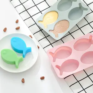 Usine vente chaude mignon 4 cavités moule en silicone cuisine silicone de qualité alimentaire sans odeur facile à nettoyer moule de cuisson cuisson pâtisserie