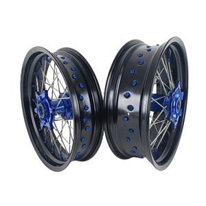 Jeu de roues Supermoto Motard 17 pouces, jantes en alliage d'aluminium CNC pour Fantic XE Yamaha <span class=keywords><strong>YZ</strong></span> <span class=keywords><strong>125</strong></span> 250 YZF 250 450 Dirt Bike Motocross - Product Image 2
