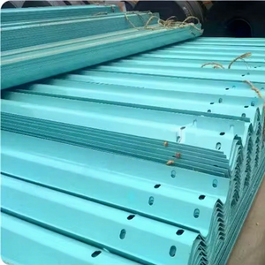 EN1317 Acero galvanizado de alta resistencia Vehículo de autopista Seguridad vial W Beam <span class=keywords><strong>Guardrail</strong></span> Barreras de tráfico Precio para entrada de carretera - Product Image 1