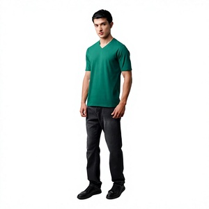 Nouvel Arrivage T-shirt Homme Col V Manches Courtes Décontracté Basique pour Printemps-Été Logo Personnalisé OEM Fabricant de Vêtements en Gros - Product Image 5