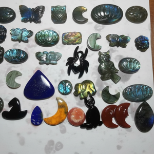 Lapis Lazuli แกะสลักอัญมณี Cabochon แกะสลักทำด้วยมือสำหรับการทำสร้อยคอสวยสำหรับผู้หญิงเครื่องประดับงานแต่งงาน - Product Image 1