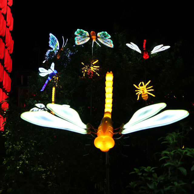 Dynamic Simulation 6000K Daylight LED Moving Lights IP65 Dragonflies Bees Butterflies Outdoor Christmas Lights 100000 Hours