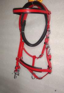 Ensemble de bride de licou de cheval en PVC de haute qualité avec plastron assorti équipement d'équitation et d'entraînement durable exporté d'Inde - Product Image 4