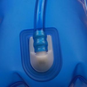 ÉCHANTILLON GRATUIT Sac à dos d'hydratation pour la douche avec réservoir d'eau - Réservoir d'eau de 2 l - Réservoirs d'eau portables - Product Image 5