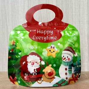 Hot Selling Festive Christmas Themed Portable Handle Plastic <strong>Bags</strong> for Snack Candy Gift Packaging in <strong>Holiday</strong> Party Retail Store - Product Image 6