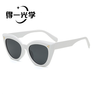 Cat Eye <b>Sunglasses</b> Black UV400 PC Frame Unisex - Product Image 4