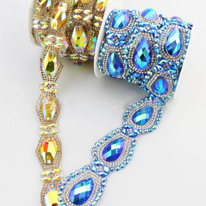 Nouveauté Costume de carnaval <span class=keywords><strong>Samba</strong></span> avec des patchs de chaîne en strass thermocollants Appliques assorties pour robe Garniture - Product Image 1