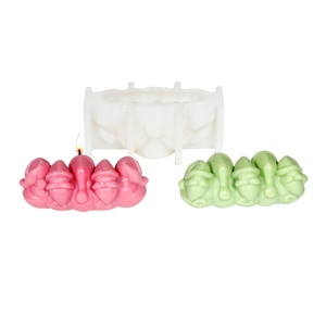 Molde de Silicona para Velas de Santa Claus TangChu - Kit para Hacer Velas 3D de Papá Noel para Regalos Navideños, Decoración para Fiestas de Navidad - Product Image 2