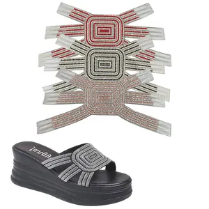 Factory Wholesale Women's Shoe Components Flat Bottom Slippers Versatile Voltage pvc Water Diamond Sandals Upper