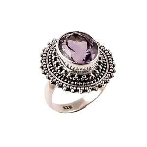 แหวนเงินอเมทิสต์925เหลี่ยมเพชรพลอยธรรมชาติสำหรับงานแต่งงานหรืองานปาร์ตี้ - Product Image 1