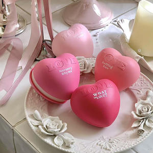 Désodorisant Solide Série Cœur pour Voiture et Chambre, Parfum Sans Flamme, Ornements en Forme de Cœur, Souvenir Créatif - Product Image 2