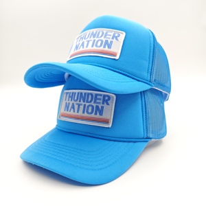 Casquettes de camionneur 5 panneaux personnalisées avec logo brodé, impression 3D en relief, en mousse et maille, pour l'hiver, le cyclisme en extérieur, la mode et la plage - Product Image 1