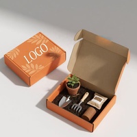 Boîtes d'expédition en carton ondulé recyclables à faible MOQ avec logo pour chaussures, vêtements, emballages cadeaux et envois postaux pour petites entreprises