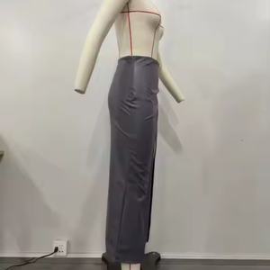 กระโปรงหนังสีเทาแฟชั่นใหม่ปี 2023 ขายส่ง กระโปรงยาวหนัง PU เซ็กซี่ ทันสมัย สบายๆ ระบายอากาศได้ดี สำหรับผู้หญิง - Product Image 5