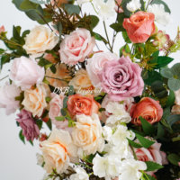 Ensemble de fleurs géantes en soie et de plantes décoratives populaires en gros, fleurs artificielles en rose, décoration d'arche de mariage sur scène