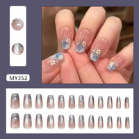Faux ongles adhésifs nude effet gelée, bleu glace, œil de chat en spirale, motif floral miniature dessiné à la main, pailletés, réutilisables, pour femmes