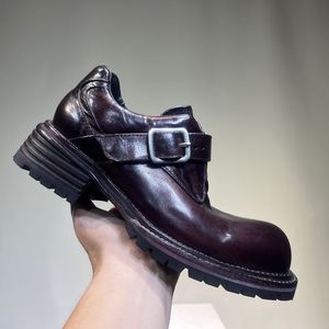 Chaussures en cuir pour hommes de style britannique, haut de gamme, en cuir de cheval lavé à l'eau, formelles, pour mariage, chaussures de marié, chaussures tendance faites à la main - Product Image 4