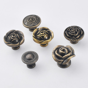 European Style Antique Bronze Cabinet <b>Knobs</b> Rose Shape Zinc Alloy Durable Drawer Wardrobe Handles - Product Image 1