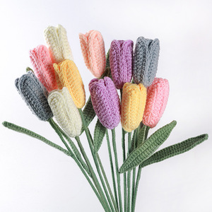 Tulipán Tejido a Mano, Flor de Ganchillo, Flor Eterna, Regalo para el Día de San Valentín, Tulipanes Individuales - Product Image 4
