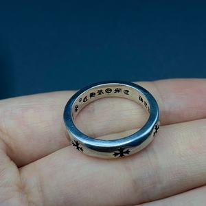 แหวนรูปกางเขนสไตล์โครมฮาร์ท วินเทจ พังก์ ฮิปฮอป สำหรับผู้ชายและผู้หญิง - Product Image 4