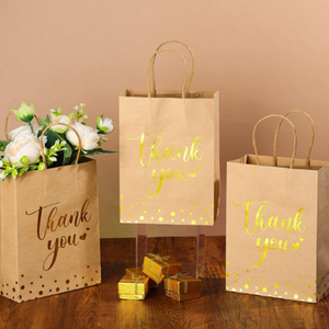 Diseño de marca personalizado 12 mariposa Kraft bolsas de regalo fiesta de cumpleaños Goodie Favor bolsas con asa compras ropa al por menor - Product Image 4