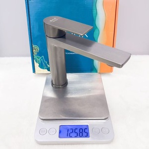 Grifo de lavabo de acero inoxidable color bronce, monomando, de un solo orificio, para montaje en encimera, con válvula mezcladora de agua fría y caliente - Product Image 1